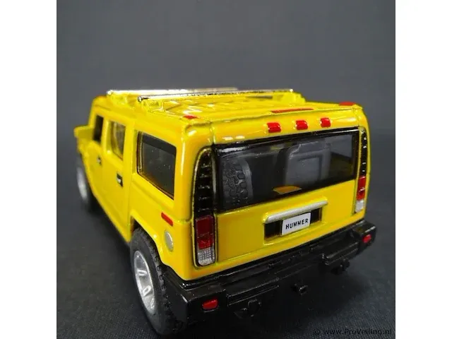 Hummer suv (2008) geel - afbeelding 3 van  5