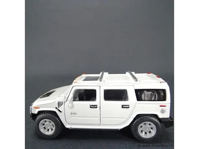 Hummer suv (2008) wit - afbeelding 2 van  5