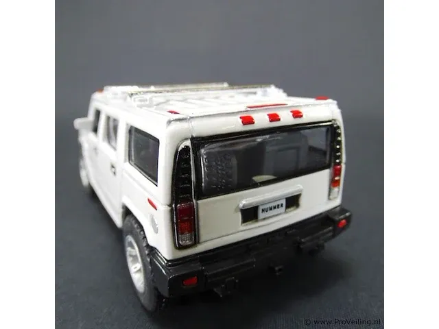 Hummer suv (2008) wit - afbeelding 3 van  5