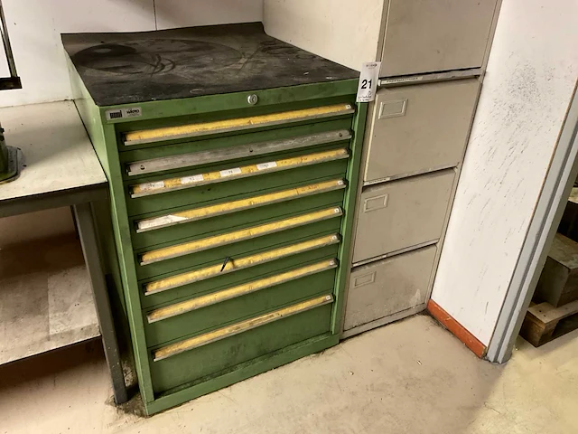 Huni kast met diverse onderdelen, gereedschappen en accessoires (3x) - afbeelding 4 van  24