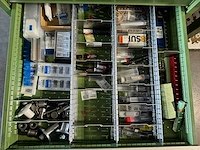 Huni ladenkast met machinegereedschappen - afbeelding 8 van  10