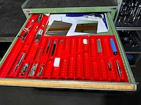 Huni ladenkast met machinegereedschappen - afbeelding 6 van  11
