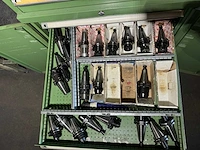Huni ladenkast met machinegereedschappen - afbeelding 11 van  11