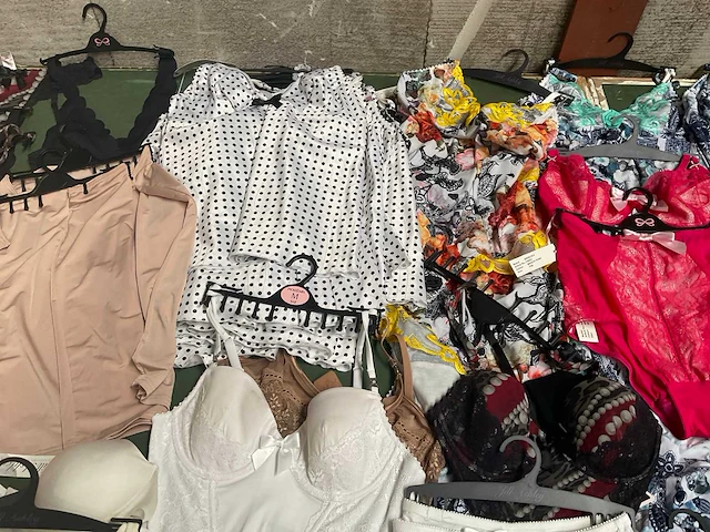 Hunkemoller & jill ashley lingerie (100x) - afbeelding 7 van  20