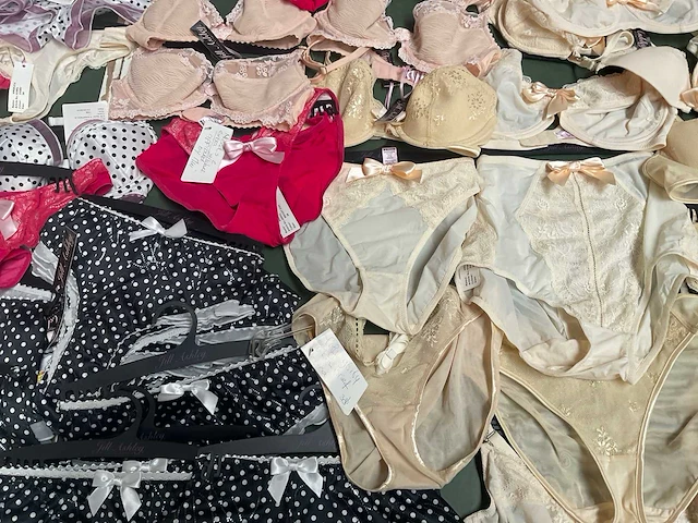 Hunkemoller & jill ashley lingerie (180x) - afbeelding 4 van  21