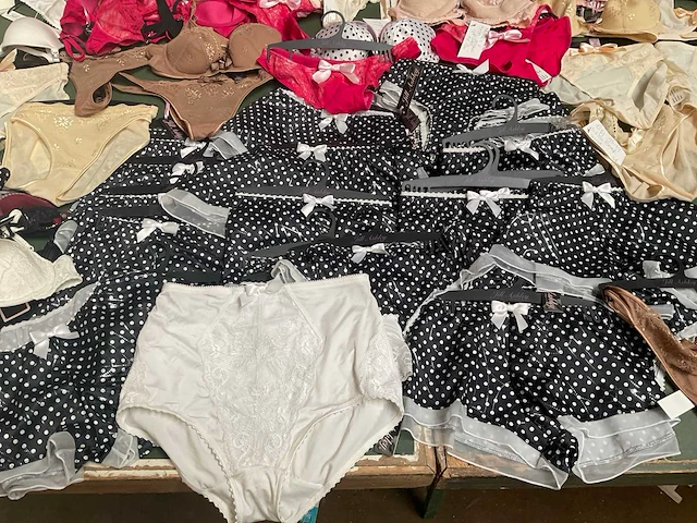 Hunkemoller & jill ashley lingerie (180x) - afbeelding 6 van  21