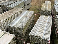 Hünnebeck bosta stalen vloerdeel (550x) - afbeelding 2 van  6