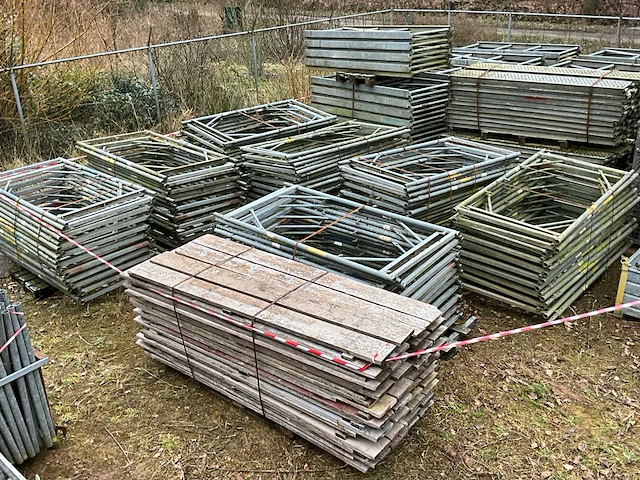 Hünnebeck bosta steiger - afbeelding 8 van  15