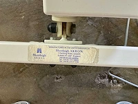 Huntleigh akron behandeltafel - afbeelding 9 van  10