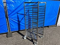 Hüpfer 18-plaats regaalwagen - afbeelding 2 van  3