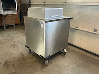 Hupfer verwarmde stapelaar bordenverwarmer - afbeelding 2 van  13