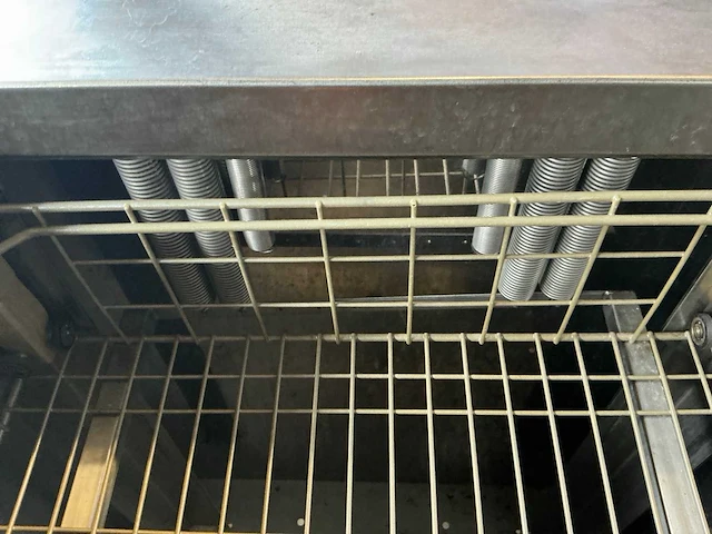 Hupfer verwarmde stapelaar bordenverwarmer - afbeelding 5 van  13