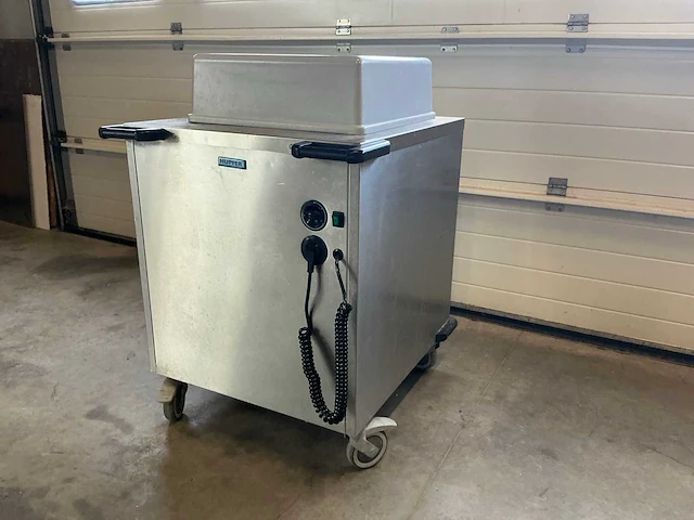 Hupfer verwarmde stapelaar bordenverwarmer - afbeelding 1 van  13