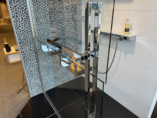 Huppe walk-in douchewand - afbeelding 3 van  5