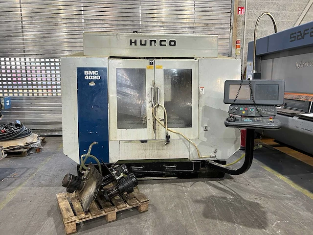 Hurco - bmc 4020 - cnc machining center - afbeelding 1 van  13