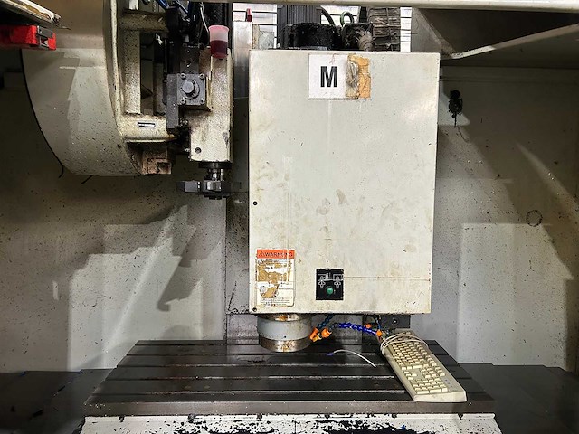 Hurco - bmc 4020 - cnc-milling machine - afbeelding 7 van  11