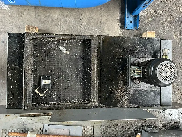 Hurco - vm-1 - cnc bewerkingscentra - afbeelding 6 van  16