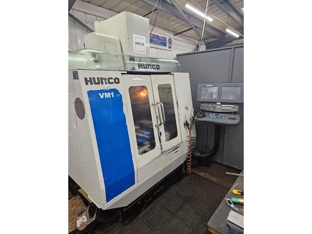 Hurco - vm-1 - cnc bewerkingscentra - afbeelding 15 van  16