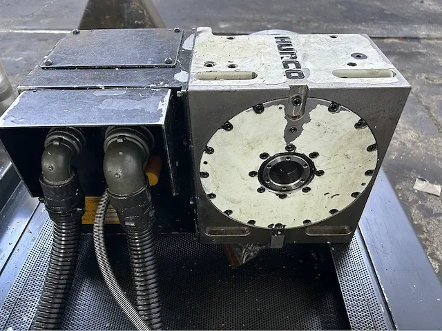 Hurco - vm-10 - cnc bewerkingscentra - afbeelding 10 van  22