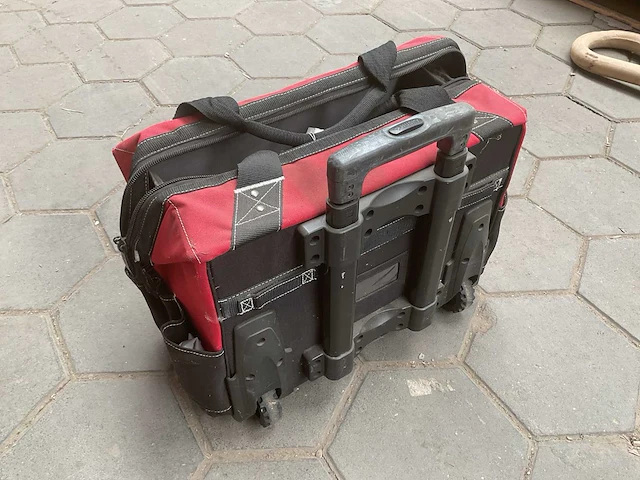 Husky gereedschapskoffer - afbeelding 3 van  5