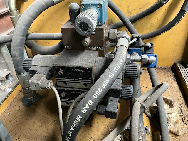 Husmann hydrauliek unit - afbeelding 8 van  8