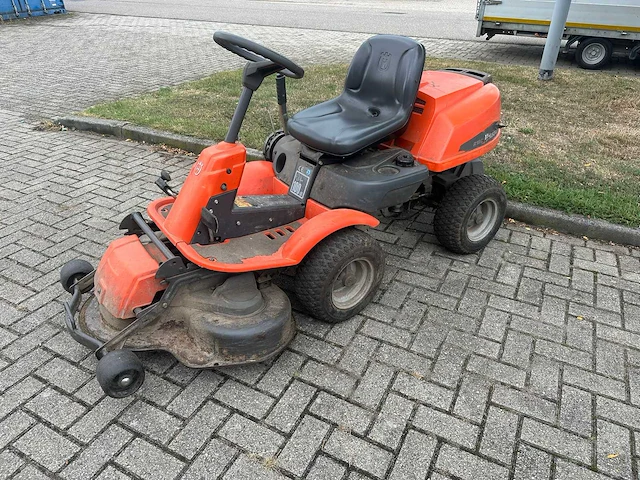 Husqvarna - r160 - zitmaaier - afbeelding 2 van  5