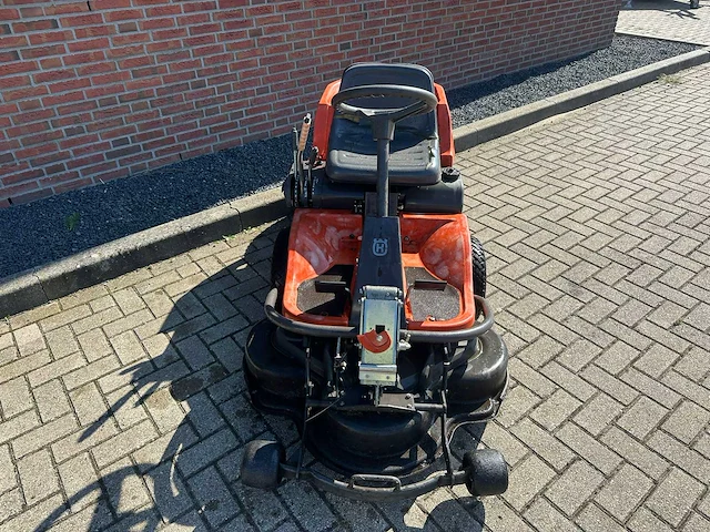 Husqvarna - rider 11 - zitmaaier - afbeelding 4 van  6