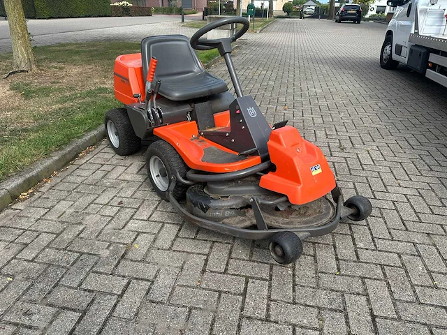 Husqvarna - rider 11c - zitmaaier - afbeelding 1 van  6
