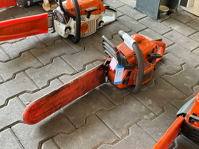 Husqvarna 135 kettingzaag - afbeelding 2 van  3