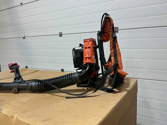Husqvarna 141b bladblazer - afbeelding 3 van  6