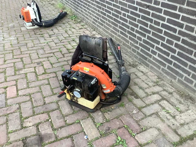 Husqvarna 165bt bladblazer - afbeelding 1 van  3