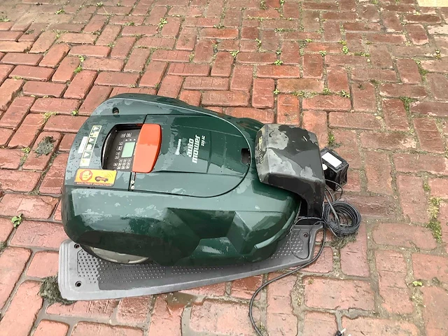 Husqvarna 220ac robotmaaier - afbeelding 2 van  3