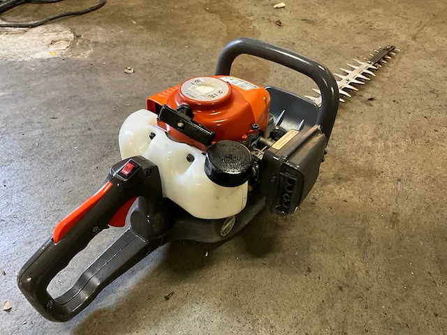Husqvarna 226hd60s heggenschaar - afbeelding 4 van  4