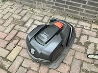 Husqvarna 305 robotmaaier - afbeelding 1 van  3
