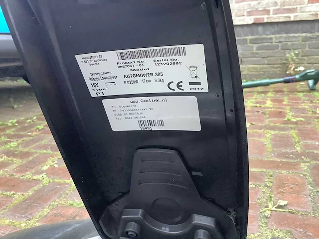 Husqvarna 305 robotmaaier - afbeelding 3 van  3