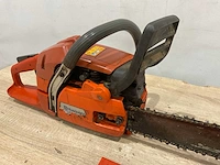 Husqvarna 350 kettingzaag - afbeelding 6 van  7