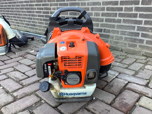 Husqvarna 350bt bladblazer - afbeelding 2 van  4