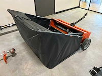 Husqvarna 44” high speed getrokken veegmachine - afbeelding 3 van  5