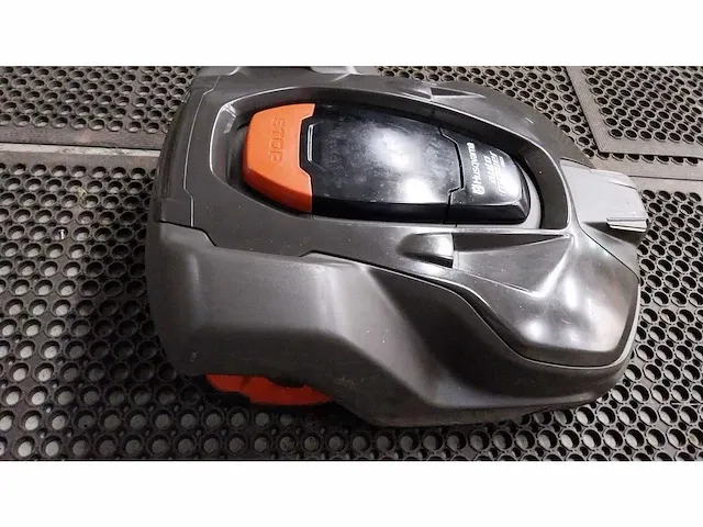 Husqvarna 450x robotmaaier - afbeelding 2 van  5