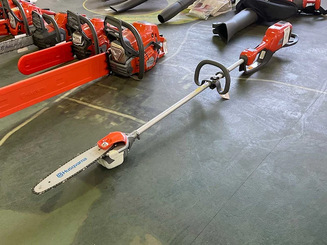 Husqvarna 536 lipx accu stoksnoeizaag - afbeelding 1 van  6