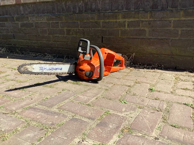 Husqvarna 536lixp kettingzaag - afbeelding 1 van  4
