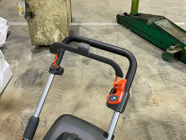 Husqvarna aspire lc34-p4a accu grasmaaier body - afbeelding 5 van  6