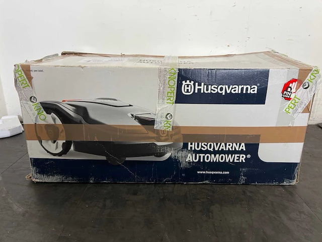 Husqvarna automower® 305 robotmaaier - 600m2 - afbeelding 2 van  3