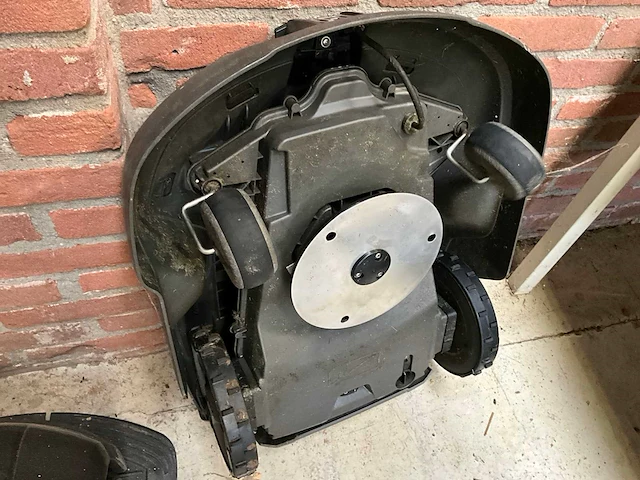 Husqvarna automower 315 robotmaaier - afbeelding 6 van  6