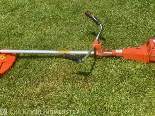 Husqvarna bosmaaier 250r met draadkop husqvarna, 250r prof, oranje - afbeelding 2 van  4