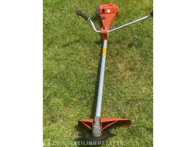 Husqvarna bosmaaier 250r met meskop husqvarna, 250r prof, oranje - afbeelding 3 van  4