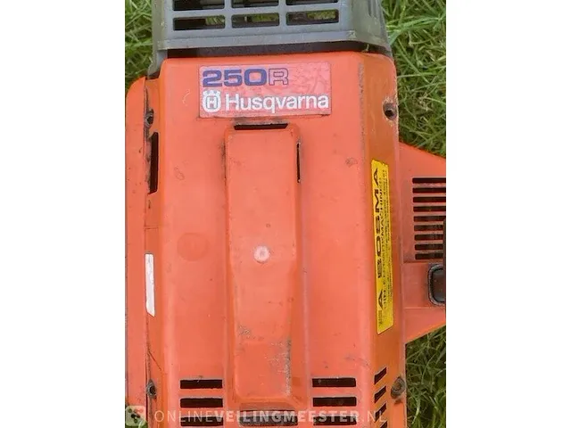 Husqvarna bosmaaier 250r met meskop husqvarna, 250r prof, oranje - afbeelding 4 van  4