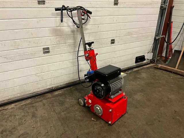 Husqvarna cg 200s vloerfreesmachine - afbeelding 2 van  7