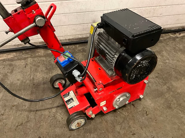 Husqvarna cg 200s vloerfreesmachine - afbeelding 4 van  7