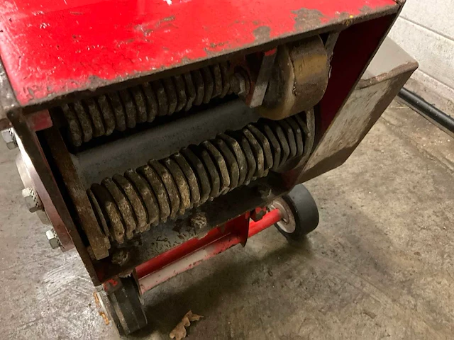 Husqvarna cg 200s vloerfreesmachine - afbeelding 6 van  7